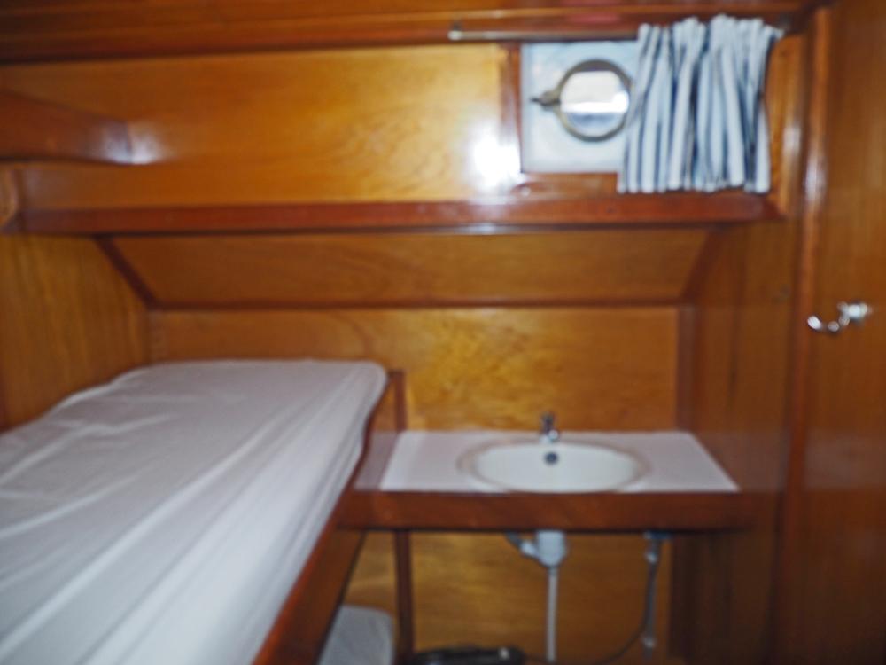 Cabin en avant, H&eacute;bergements